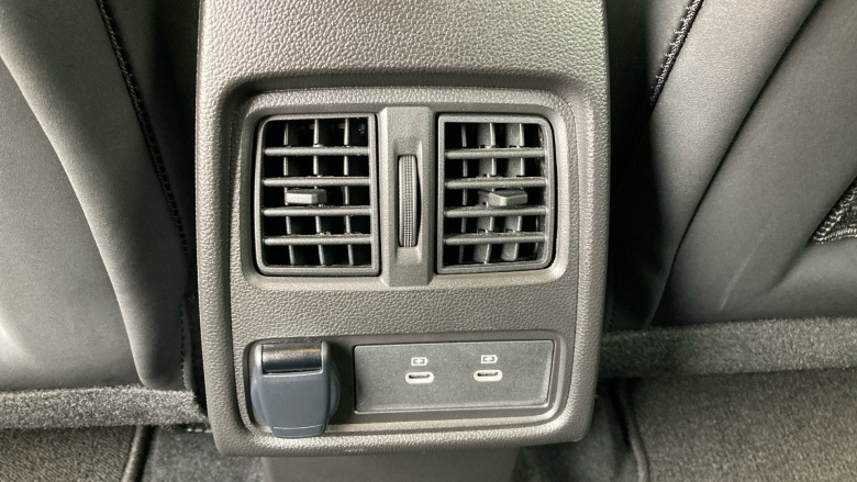 Renault Symbioz 1.6 E-Tech FHEV 145 Techno Esprit Alpine 5dr Auto Hybrid Estate